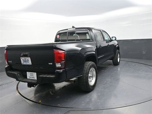 Used 2020 Toyota Tacoma 4x4 Double Cab image 7