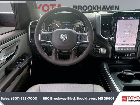 Used 2026 RAM 1500 Laramie AWD/4WD image 5