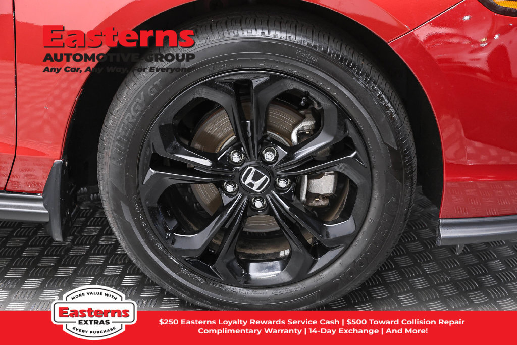 Used 2025 Honda Accord SE image 31