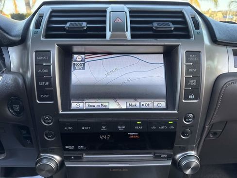 Used 2012 Lexus GX 460 Premium image 32