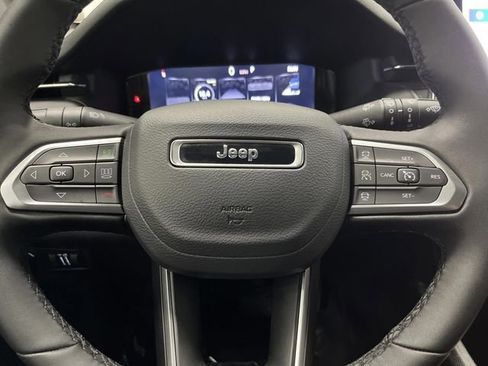 Used 2024 Jeep Compass Limited w/ High Altitude Package image 17