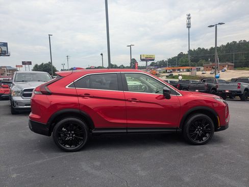 Used 2024 Mitsubishi Eclipse Cross LE AWD/4WD image 4