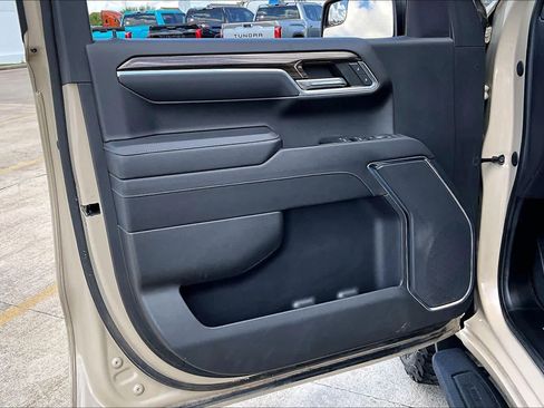 Used 2023 Chevrolet Silverado 1500 LT Trail Boss w/ Protection Package image 22