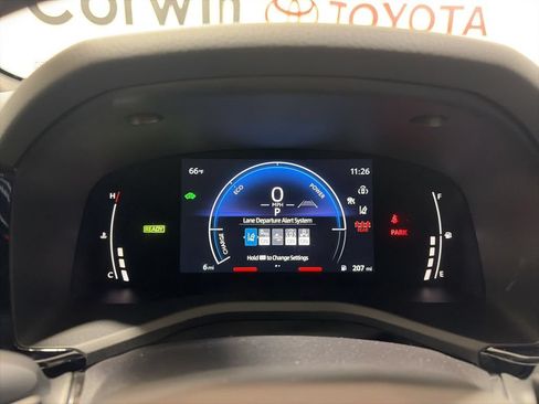 Used 2026 Toyota Camry SE FWD image 24