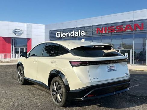 Used 2024 Nissan Ariya AWD image 6