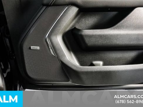 Used 2025 GMC Yukon Elevation AWD/4WD image 48