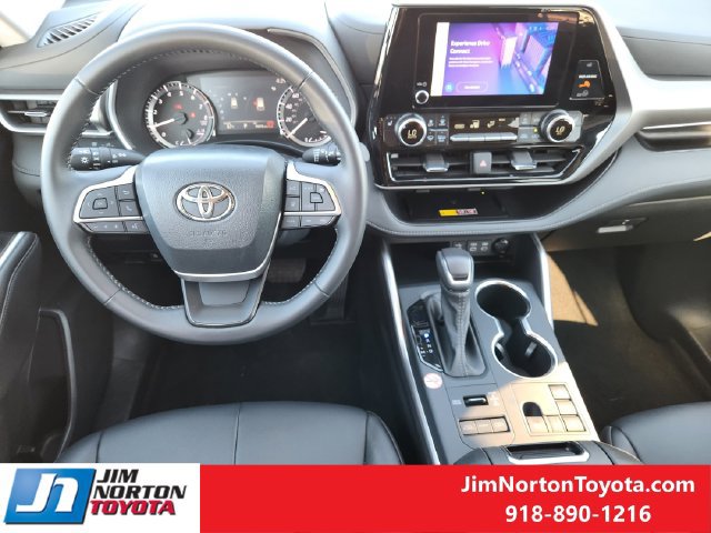 Used 2026 Toyota Highlander XLE AWD/4WD image 27