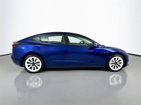 Used 2023 Tesla Model 3 Long Range image 9
