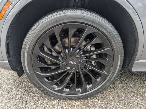 Certified 2022 Lincoln Aviator Reserve w/ Equipment Group 201A AWD/4WD image 12