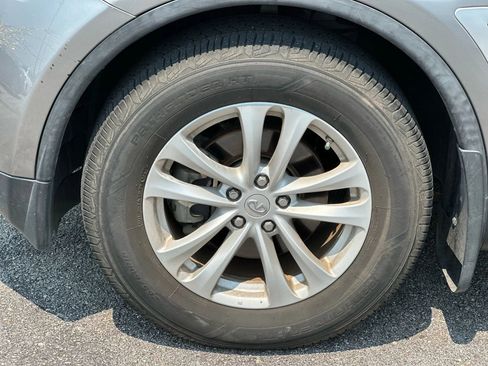 Used 2011 INFINITI FX35 AWD w/ Premium Pkg image 22