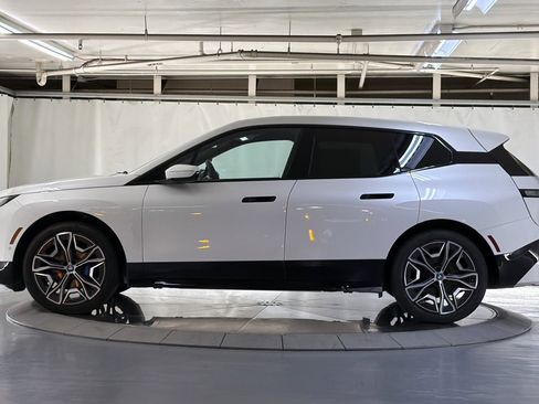 Certified 2024 BMW iX xDrive50 w/ Premium Package AWD/4WD image 2