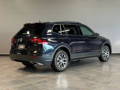 Used 2019 Volkswagen Tiguan SE w/ Panoramic Sunroof Package AWD/4WD image 5