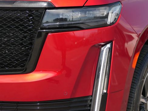 Used 2022 Cadillac Escalade ESV Sport image 8