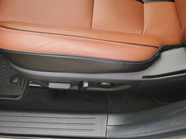 Used 2025 MAZDA CX-50 Meridian Edition w/ Apex Package AWD/4WD image 18