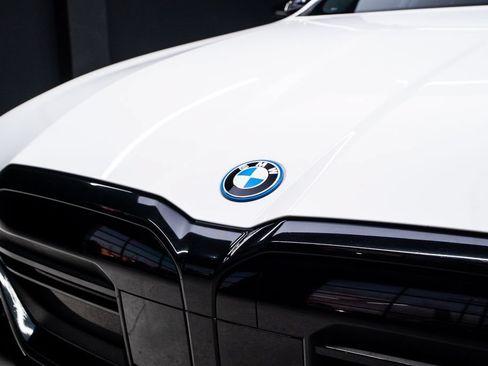 Used 2024 BMW i5 M60 AWD/4WD image 8