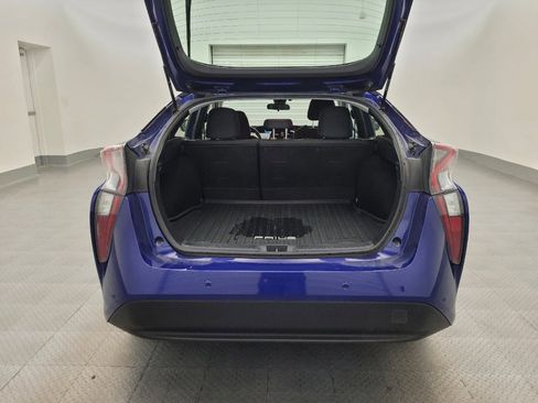 Used 2017 Toyota Prius Three image 29