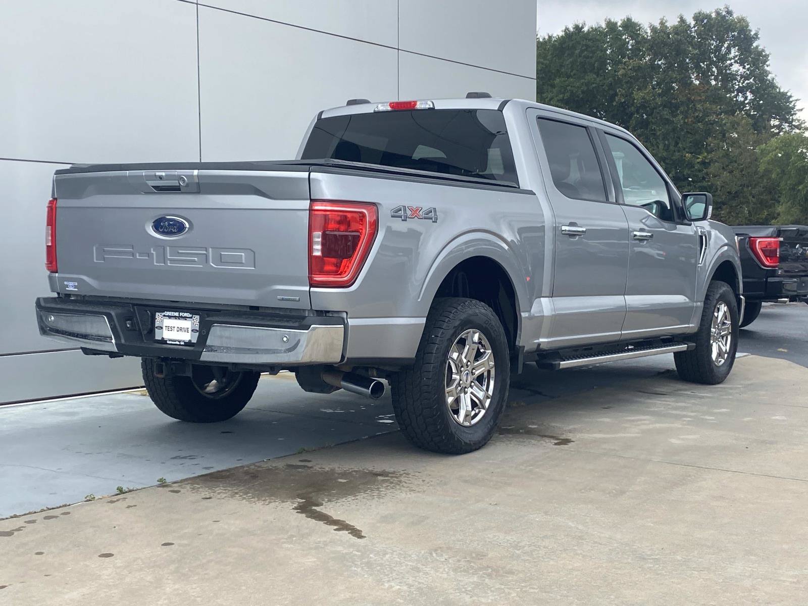 Used 2021 Ford F150 XLT w/ Equipment Group 302A High AWD/4WD image 4