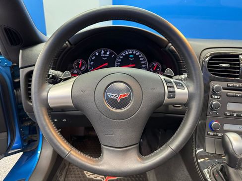 Used 2011 Chevrolet Corvette Coupe w/ 1LT RWD image 16