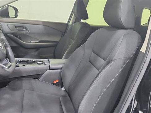 Used 2023 Nissan Rogue S AWD/4WD image 11
