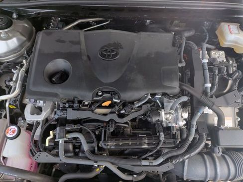 Used 2022 Toyota Camry XLE w/ Navigation Upgrade Package FWD image 34