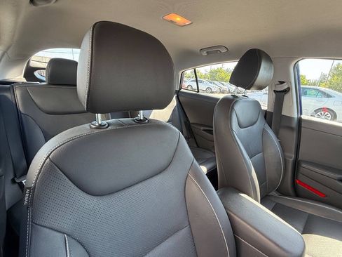Used 2019 Hyundai Ioniq Limited FWD image 18