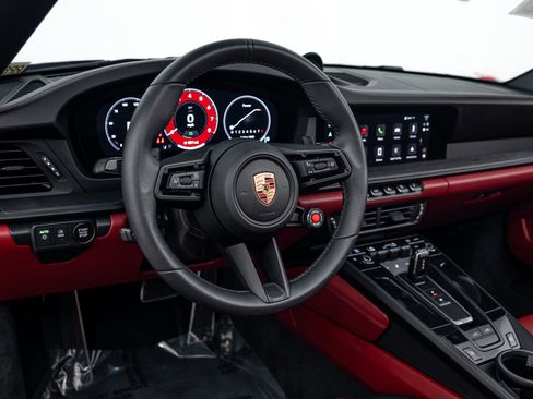 Certified 2025 Porsche 911 Targa 4 GTS AWD/4WD image 16
