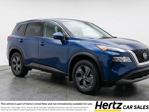 Used 2025 Nissan Rogue SV image 1