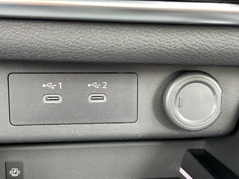 New 2025 Nissan Rogue SL w/ Tech Package image 36