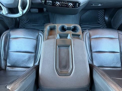 Used 2024 Chevrolet Silverado 2500 LT w/ Convenience Package image 34