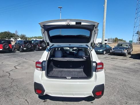 Used 2021 Subaru Crosstrek 2.0i Premium image 23