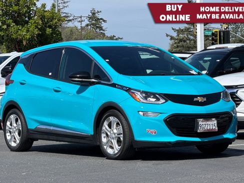 Used 2020 Chevrolet Bolt LT FWD image 1