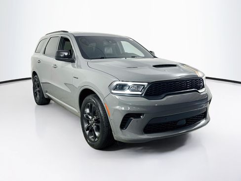 Used 2023 Dodge Durango R/T w/ Hemi Orange Plus Package RWD image 3