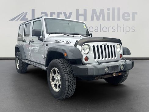 Used 2009 Jeep Wrangler Unlimited Rubicon w/ Trailer Tow Group image 2