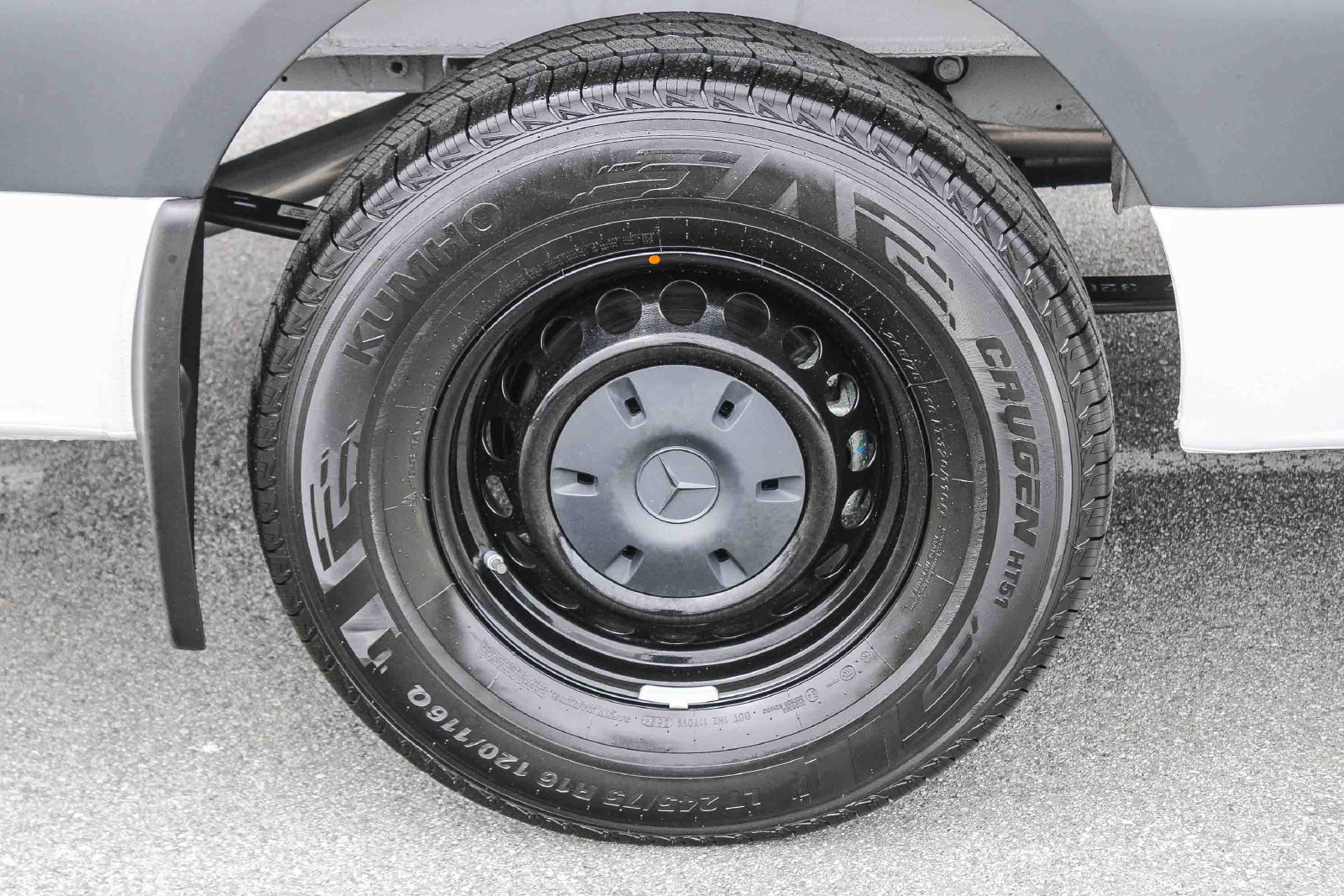New 2025 Mercedes-Benz Sprinter 2500 image 10