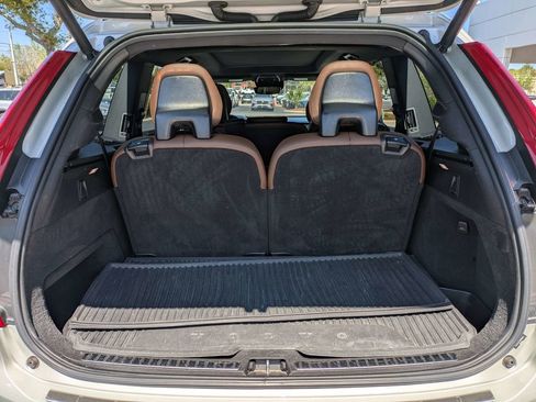 Used 2022 Volvo XC90 T6 Inscription w/ Advanced Package image 13
