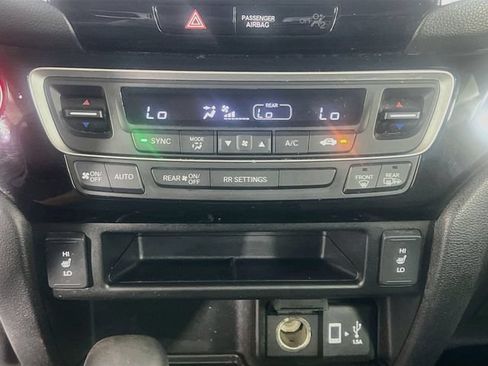 Used 2017 Honda Ridgeline RTL-E image 23
