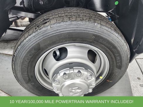 New 2026 RAM 5500 Tradesman w/ Chrome Appearance Group AWD/4WD image 23