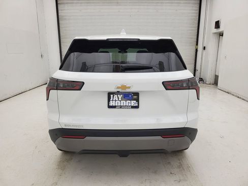 New 2026 Chevrolet Equinox LT w/ Convenience Package II image 17