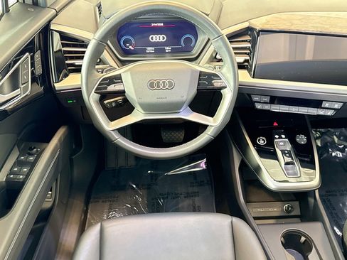 Used 2024 Audi Q4 e-tron Premium Plus image 20