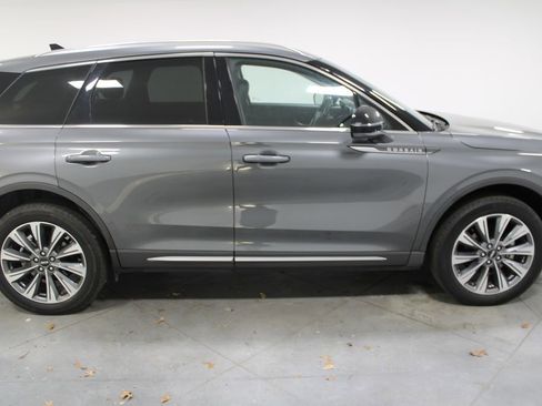 Used 2022 Lincoln Corsair Reserve w/ Elements Package image 11