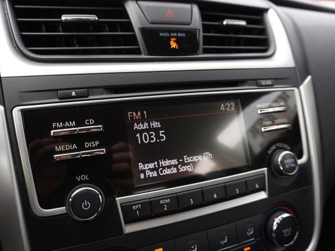 Used 2016 Nissan Altima 2.5 SR image 16