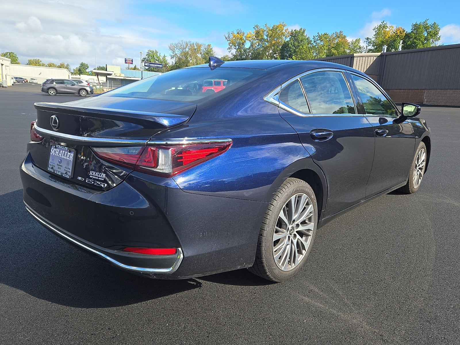 Used 2021 Lexus ES 250 w/ Premium Package AWD/4WD image 6