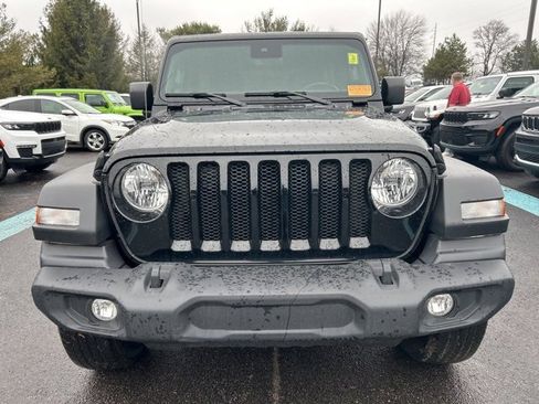 Used 2022 Jeep Wrangler Unlimited Sport image 7