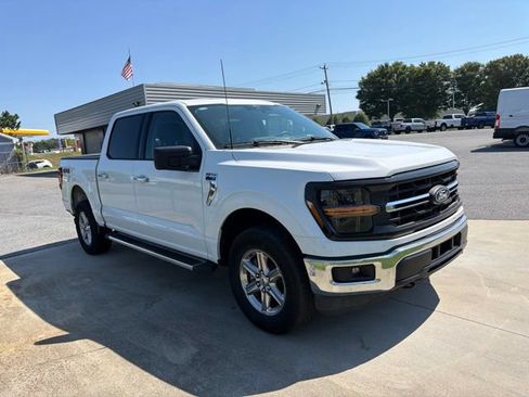 Used 2025 Ford F150 XLT w/ Equipment Group 301A Standard AWD/4WD image 3