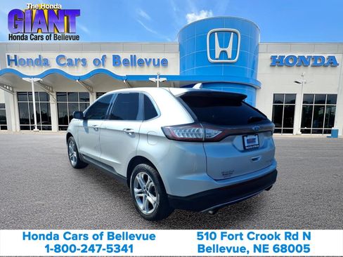 Used 2017 Ford Edge Titanium w/ Technology Package AWD/4WD image 7