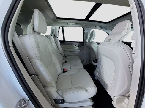 New 2026 Volvo XC90 T8 Ultra w/ Protection Package AWD/4WD image 29