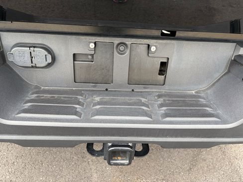 Used 2024 Toyota Tundra Limited image 32