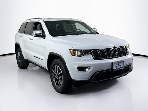 Used 2022 Jeep Grand Cherokee Limited image 3