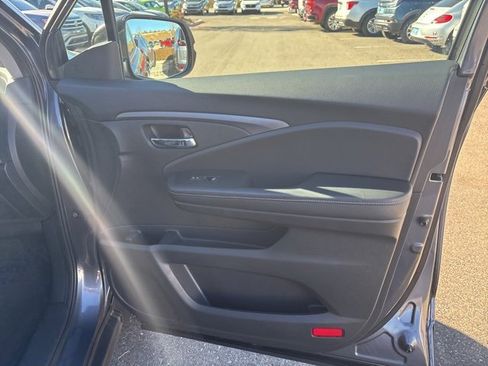 Certified 2023 Honda Ridgeline RTL image 25