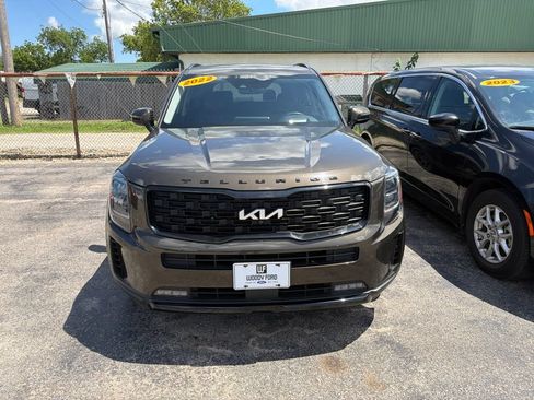 Used 2022 Kia Telluride SX w/ SX Prestige Package AWD/4WD image 5